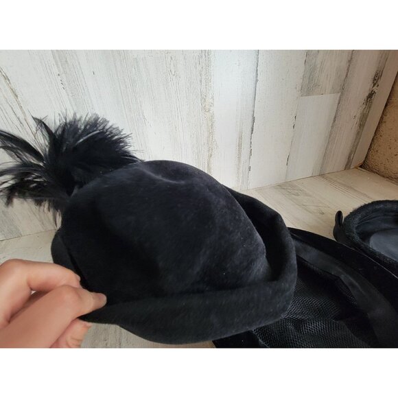 Fancy black hat woman's vintage style Halloween costume set - Picture 8 of 8